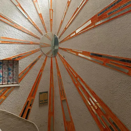 Separate Bright Double - Center & Castle - Shared Kitchen & Private Bathroom Appartamento Lourdes